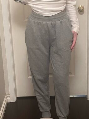 Women’s Vintage Puma Grey Fleece Jogger Pants